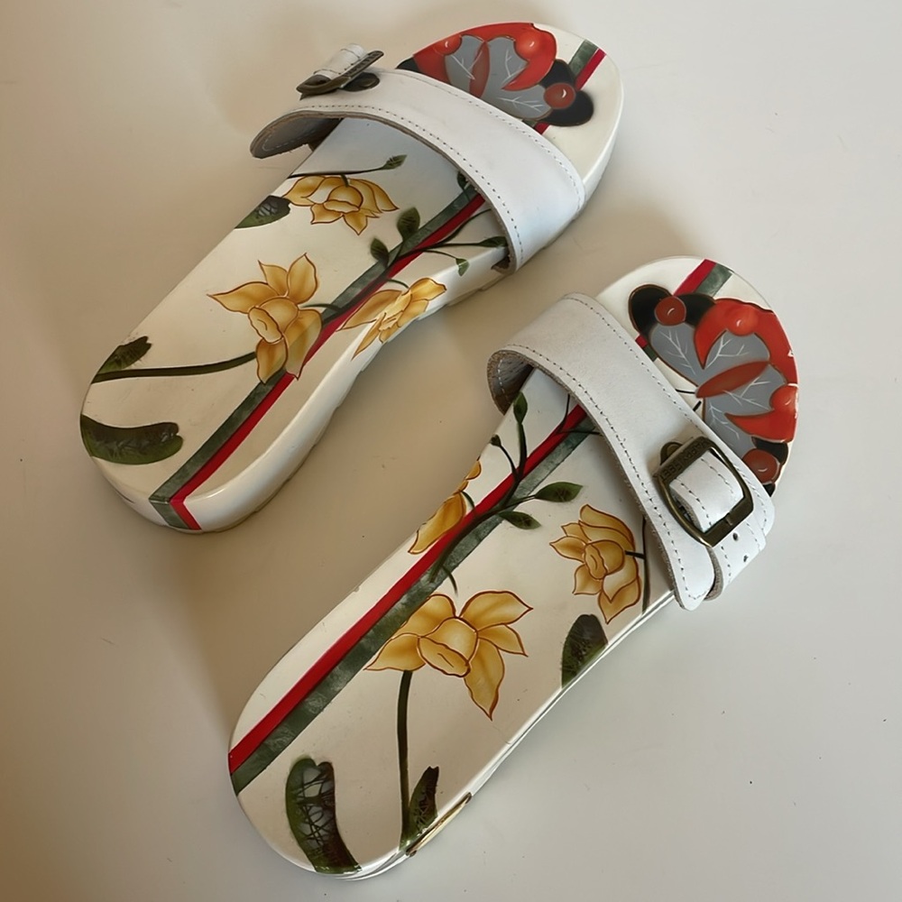 Wooden clogs size 37